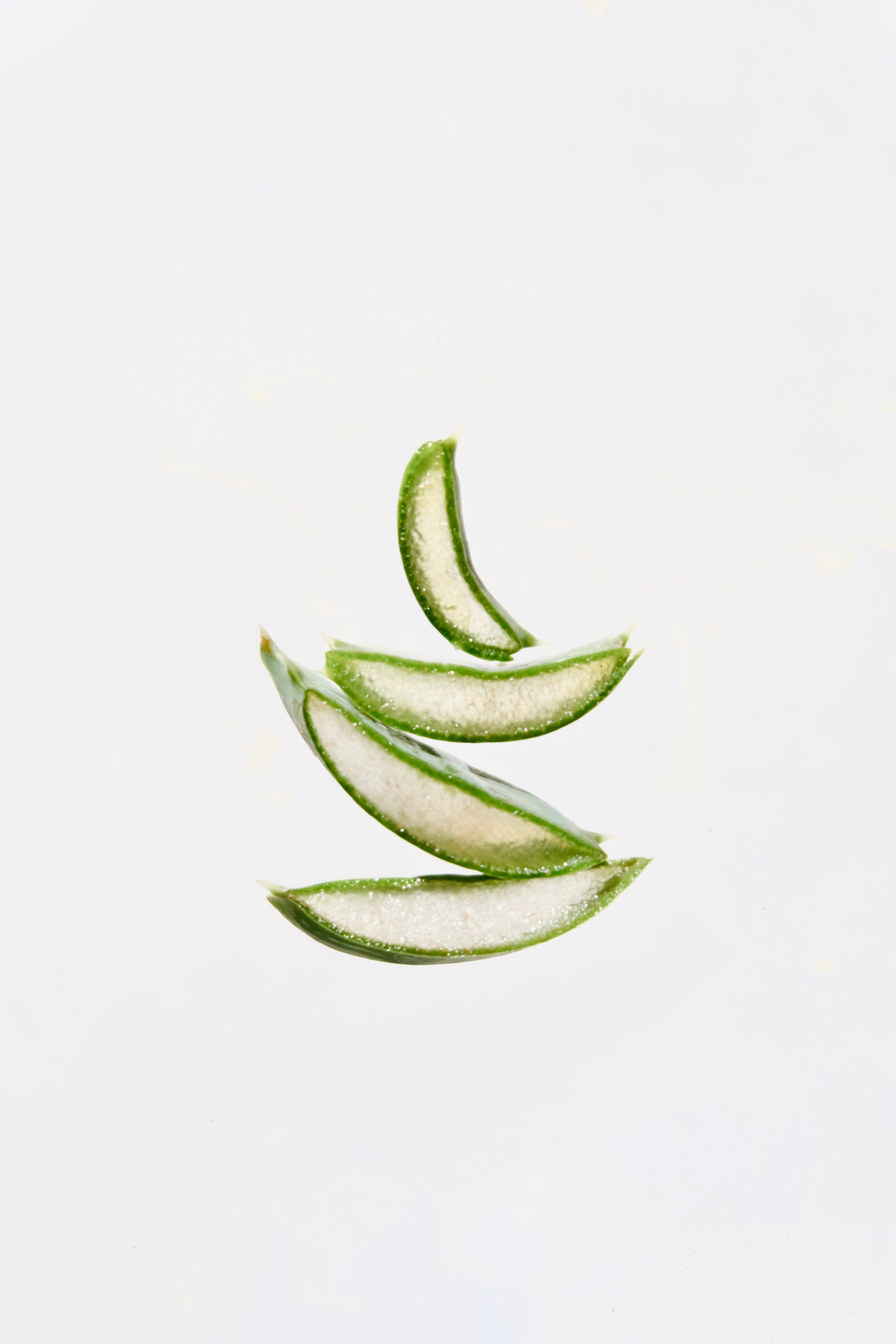 Botanical Hygiene: The Role of Aloe Vera In Skin And Hair Care.